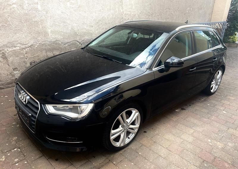 Schwarz Gebraucht 2014 Audi A3 Sportback S-Line Limousine | 15.400 € (Fairer Preis) - Bild 1/4