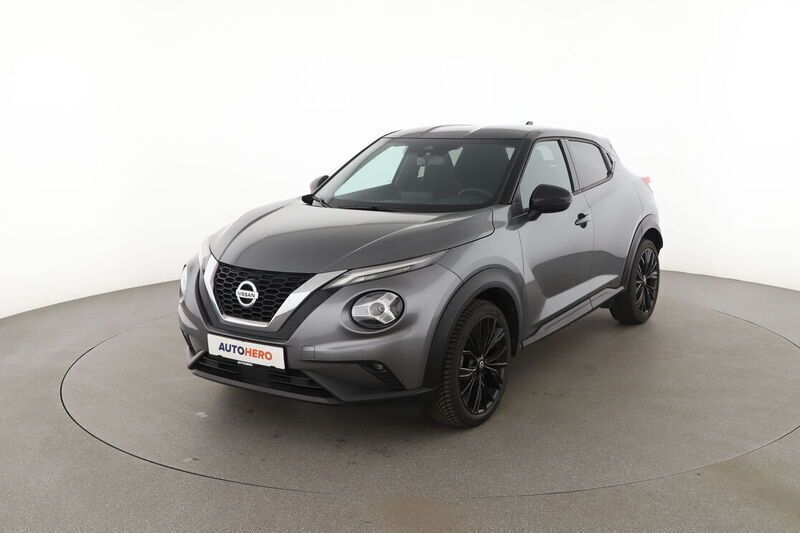 Grau Gebraucht 2021 Nissan Juke Enigma SUV | 17.730 € (Fairer Preis) - Bild 1/4