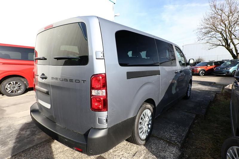 Neu Peugeot Expert 177 PS (130 kW) 2025 Grau metallic Van