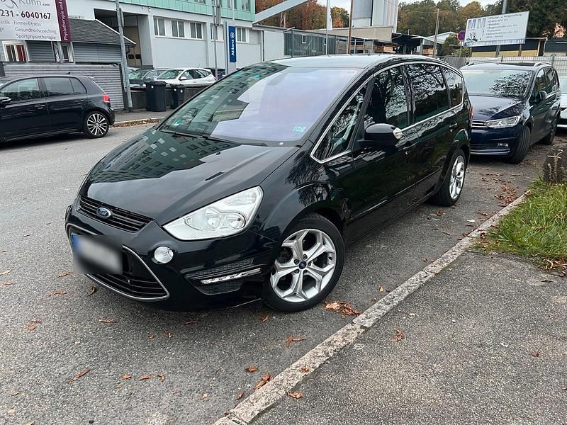 Gebraucht Ford S-MAX S 140 PS (102 kW) 2014 Schwarz Van / Kleinbus