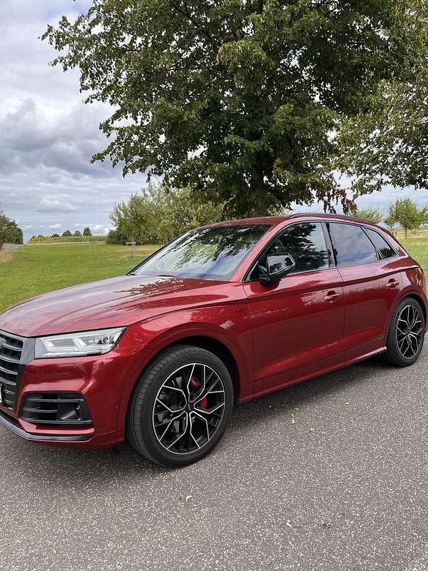 Rot Gebraucht 2017 Audi SQ5 SUV | 38.000 € - Bild 1/4