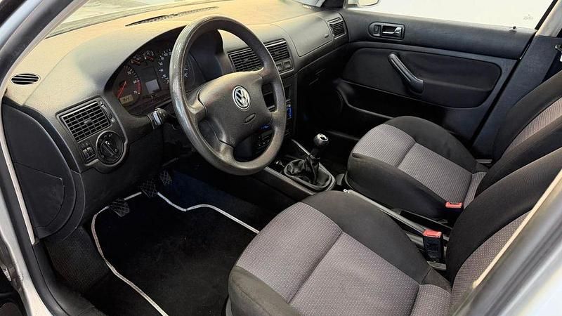 Gebraucht VW Golf IV Basis 75 PS (55 kW) 2002 Silber Limousine