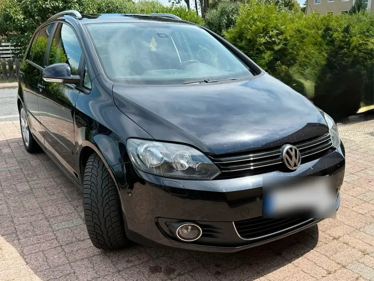 Gebraucht VW Golf Plus 105 PS (77 kW) 2011 Schwarz Van / Kleinbus