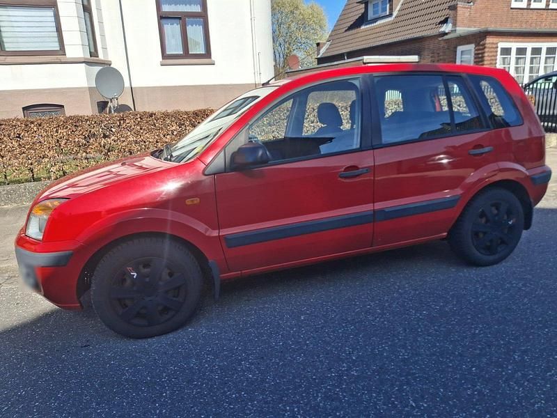 Gebraucht Ford Fusion 80 PS (58 kW) 2008 Rot Kleinwagen