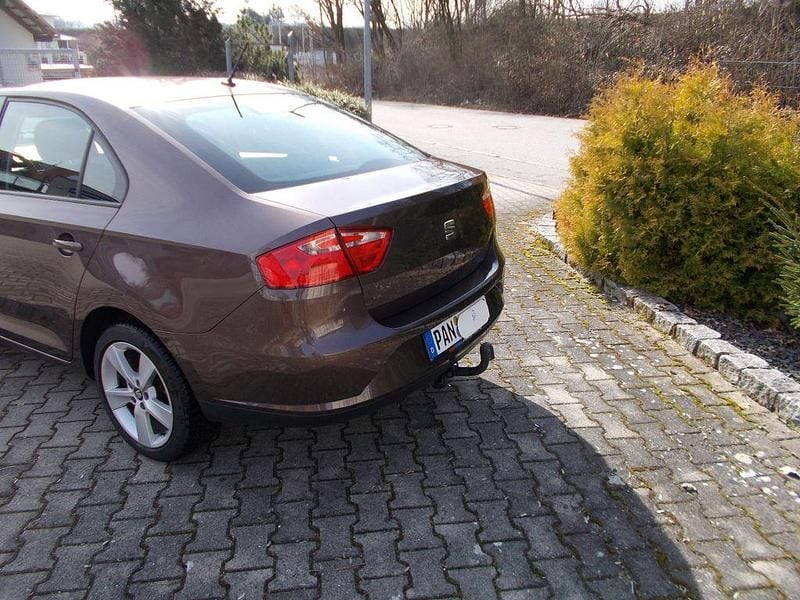 Gebraucht Seat Toledo Style 90 PS (66 kW) 2016 Braun Kleinwagen