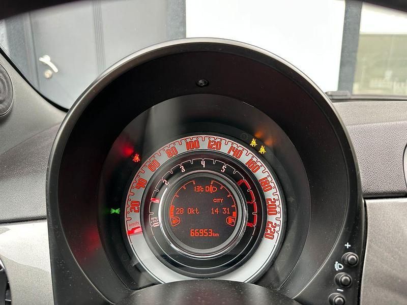 Gebraucht Fiat 500 Club 69 PS (50 kW) 2022 Schwarz Kleinwagen