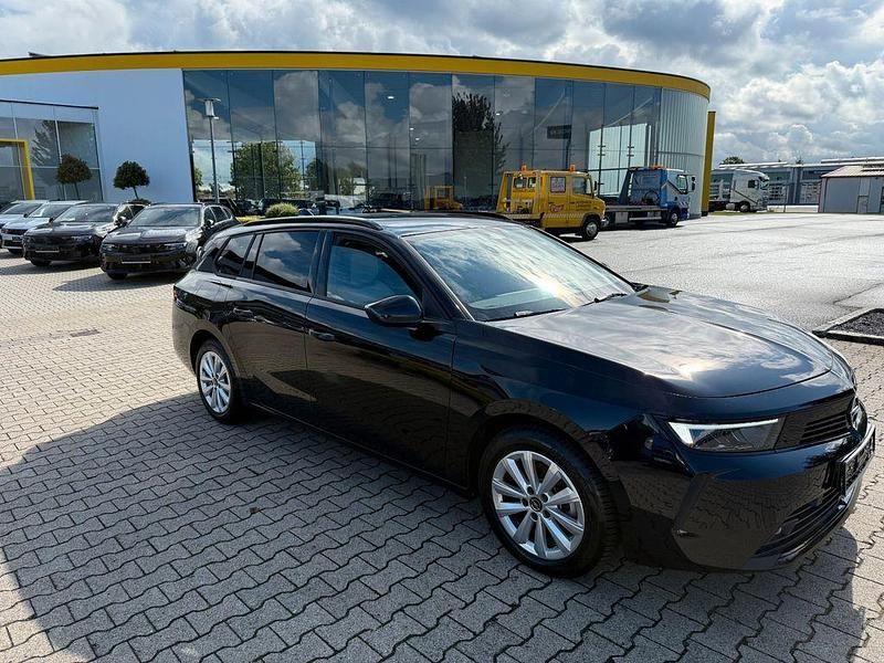 Gebraucht Opel Astra Enjoy 110 PS (80 kW) 2024 Schwarz Kombi