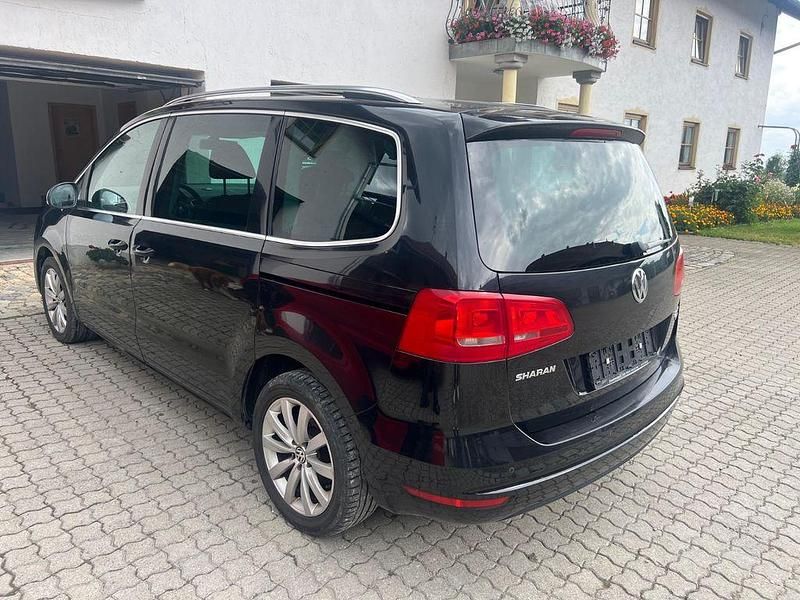 Gebraucht VW Sharan Highline 170 PS (125 kW) 2012 Schwarz Van / Kleinbus