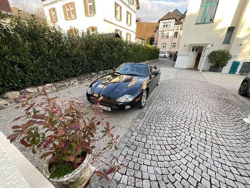 Gebraucht Jaguar XK8 284 PS (208 kW) 2002 Schwarz Cabrio