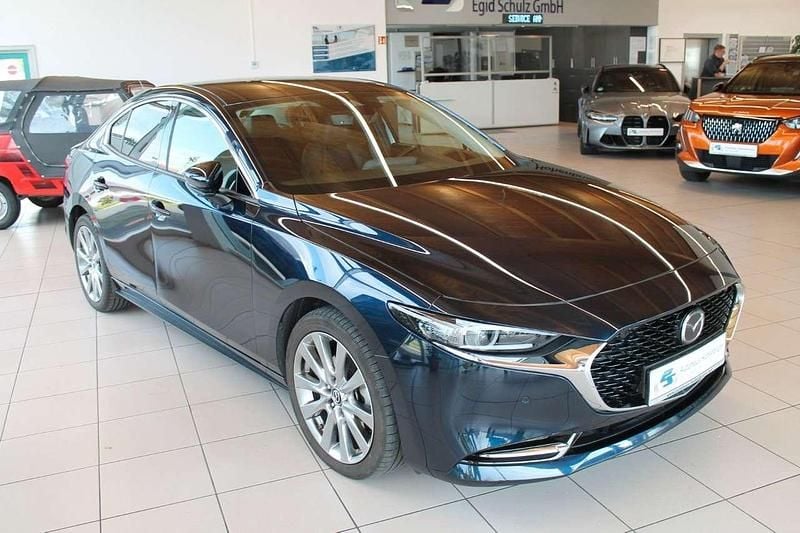 Deep crystal blue Gebraucht 2023 Mazda 3 Limousine | 22.390 € (Guter Preis) - Bild 1/4