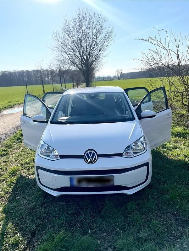 Gebraucht VW up! 65 PS (47 kW) 2021 Weiß Kleinwagen
