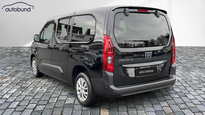 Neu Fiat Doblò 131 PS (96 kW) 2025 Schwarz Van / Kleinbus