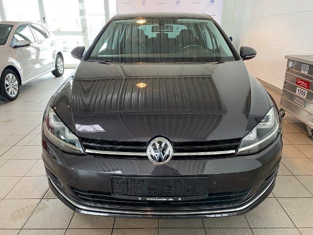 Gebraucht VW Golf VII LOUNGE 125 PS (91 kW) 2015 Grau metallic Limousine