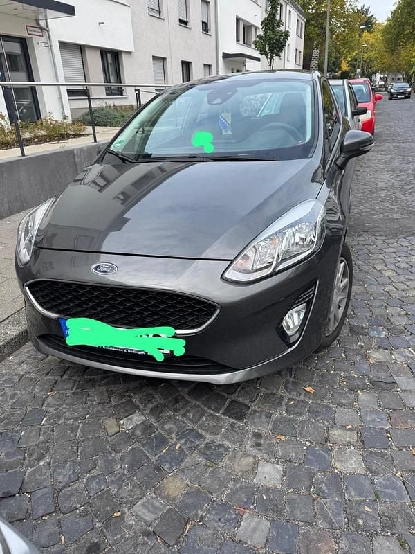 Gebraucht Ford Fiesta Titanium 101 PS (74 kW) 2018 Grau Kleinwagen