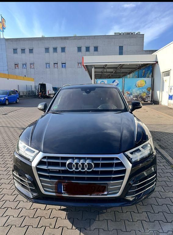 Schwarz Gebraucht 2019 Audi Q5 SUV | 22.999 € (Superpreis) - Bild 1/4