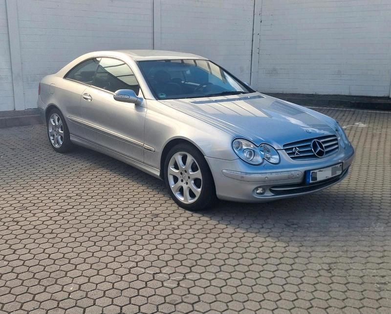 Grau Gebraucht 2004 Mercedes CLK200 Coupé | 5.200 € (Guter Preis) - Bild 1/4