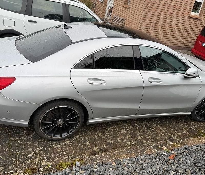 Gebraucht Mercedes CLA250 211 PS (155 kW) 2016 Silber Limousine