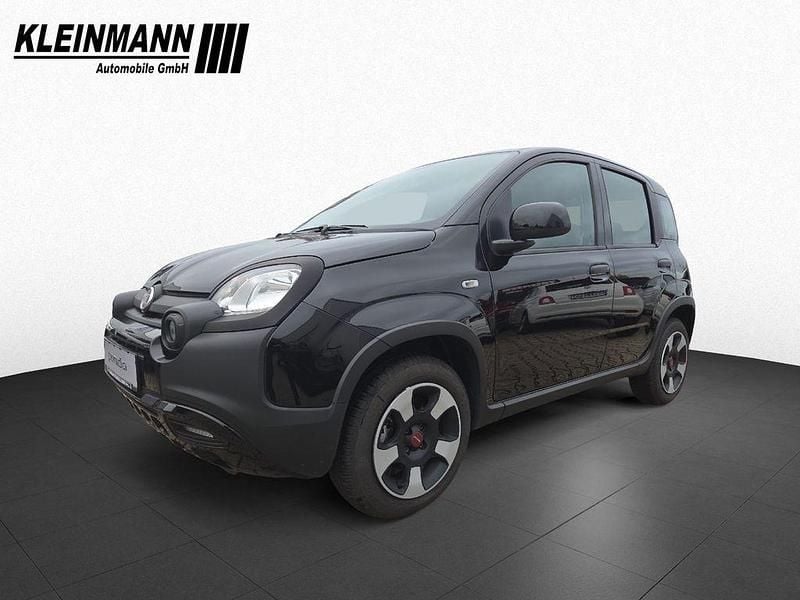 Cinema schwarz Gebraucht 2023 Fiat Panda Cross Cross Kleinwagen | 11.990 € (Fairer Preis) - Bild 1/4