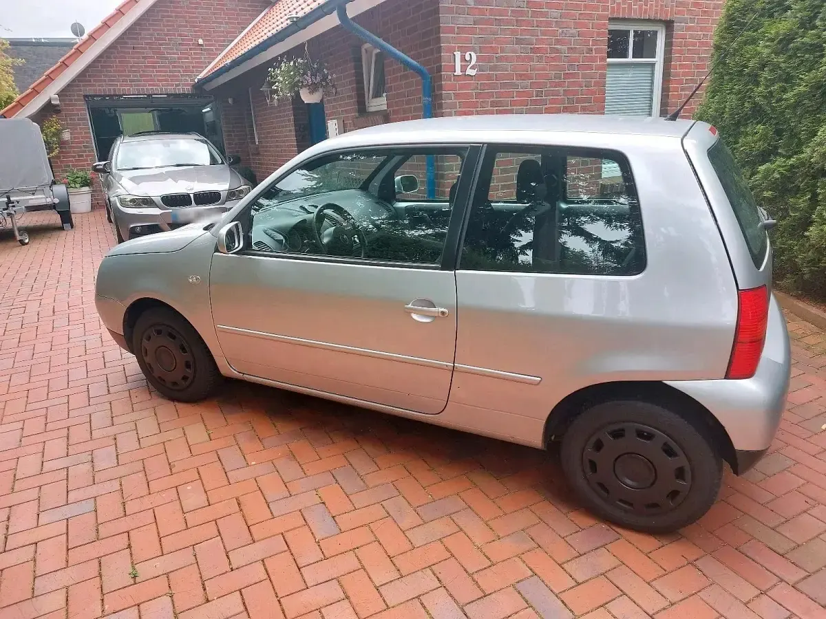 Gebraucht VW Lupo 50 PS (36 kW) 2002 Silber Kleinwagen