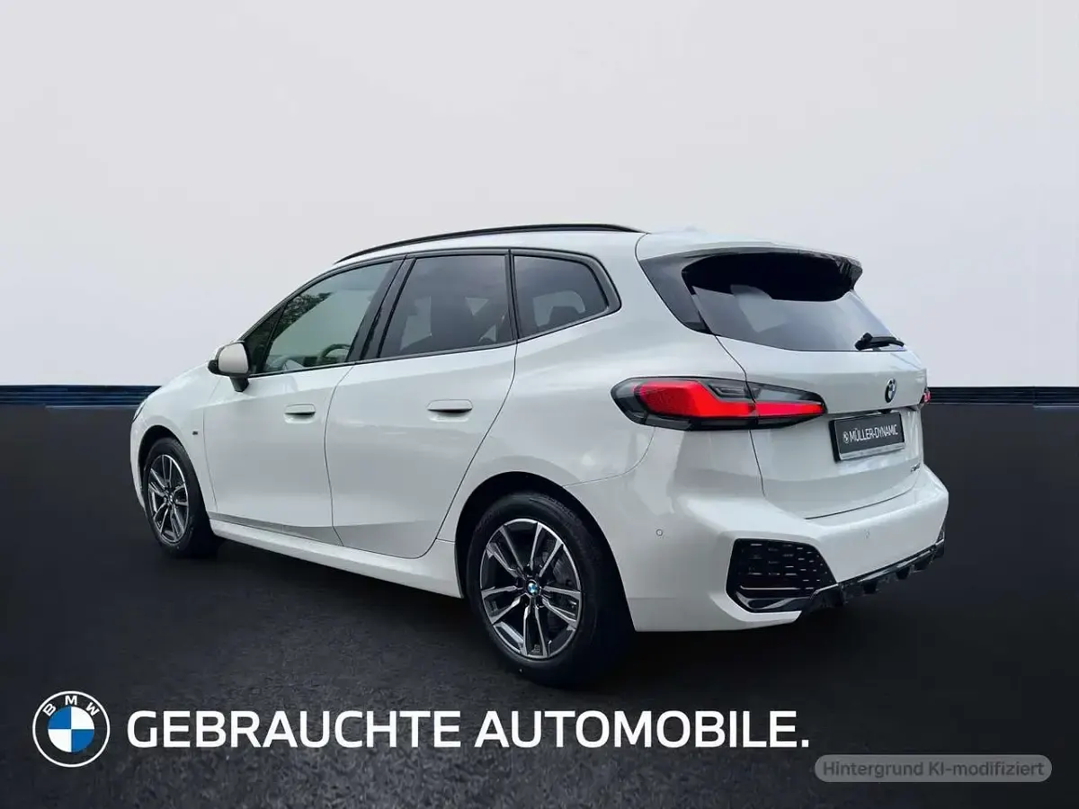 Gebraucht BMW 218 Active Tourer M Sport 150 PS (110 kW) 2025 Alpinweiß uni Van / Kleinbus
