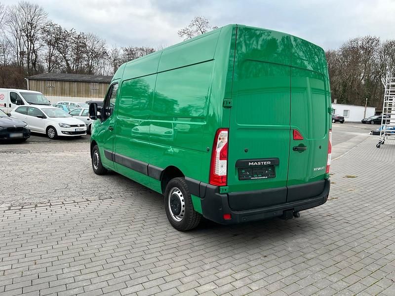 Gebraucht Renault Master 180 PS (132 kW) 2022 Grün Van / Kleinbus