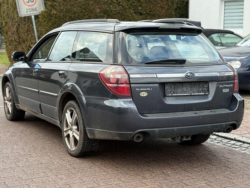 Gebraucht Subaru Legacy Trend 150 PS (110 kW) 2009 Grau Kombi