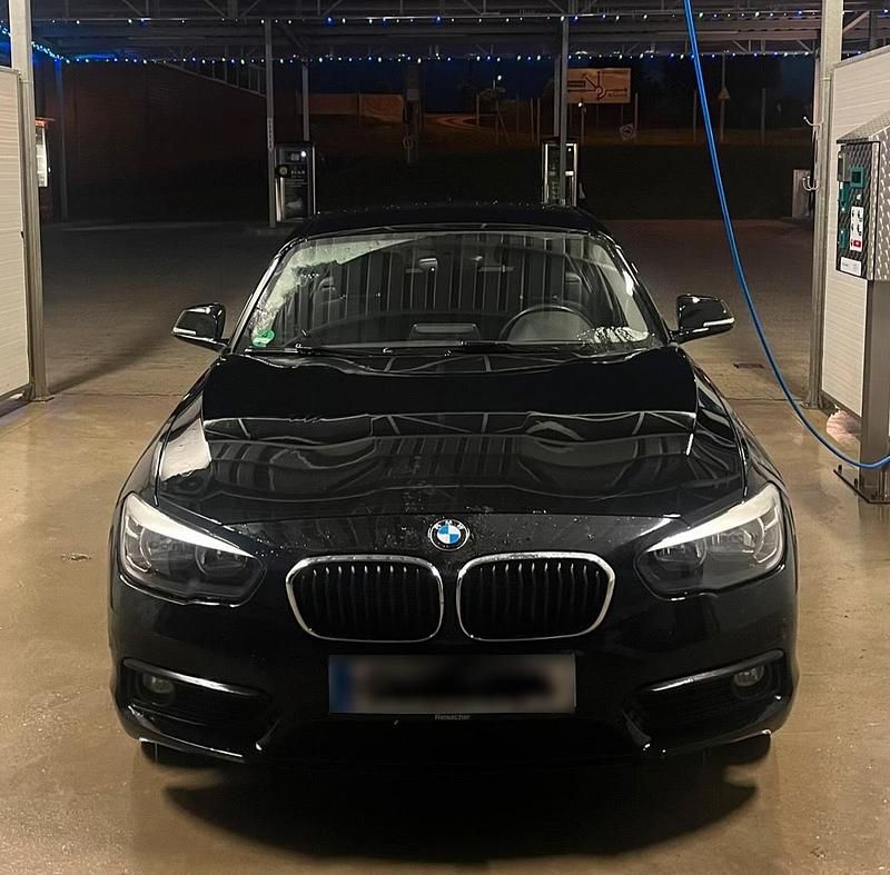 Gebraucht BMW 116 116 PS (85 kW) 2016 Schwarz Kleinwagen