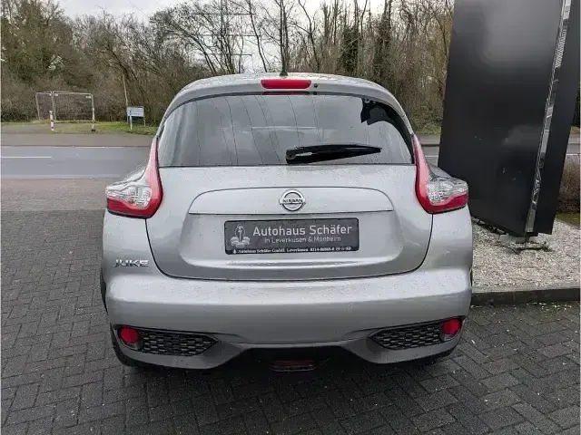 Gebraucht Nissan Juke Acenta 117 PS (86 kW) 2017 M) (silber SUV
