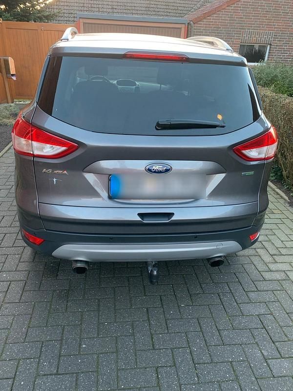 Gebraucht Ford Kuga Trend 150 PS (110 kW) 2014 Grau SUV