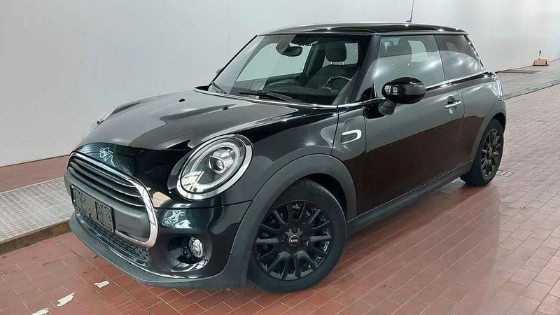 Second-hand Mini ONE 102 CP (75 kW) 2019 Negru Hatchback