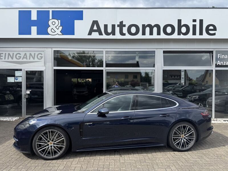 Blau Gebraucht 2020 Porsche Panamera 4 Edition Limousine | 50.950 € (Superpreis) - Bild 1/4