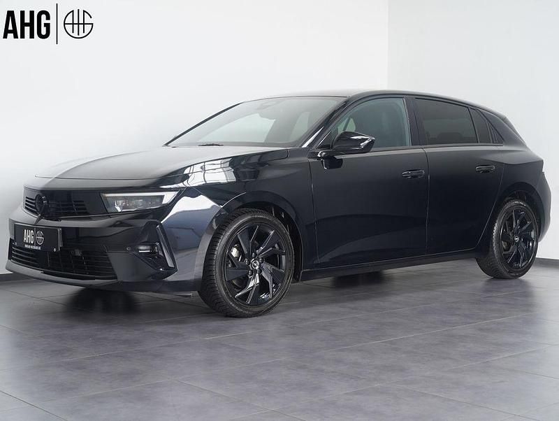 Schwarz Gebraucht 2024 Opel Astra Limousine | 23.490 € (Guter Preis) - Bild 1/4