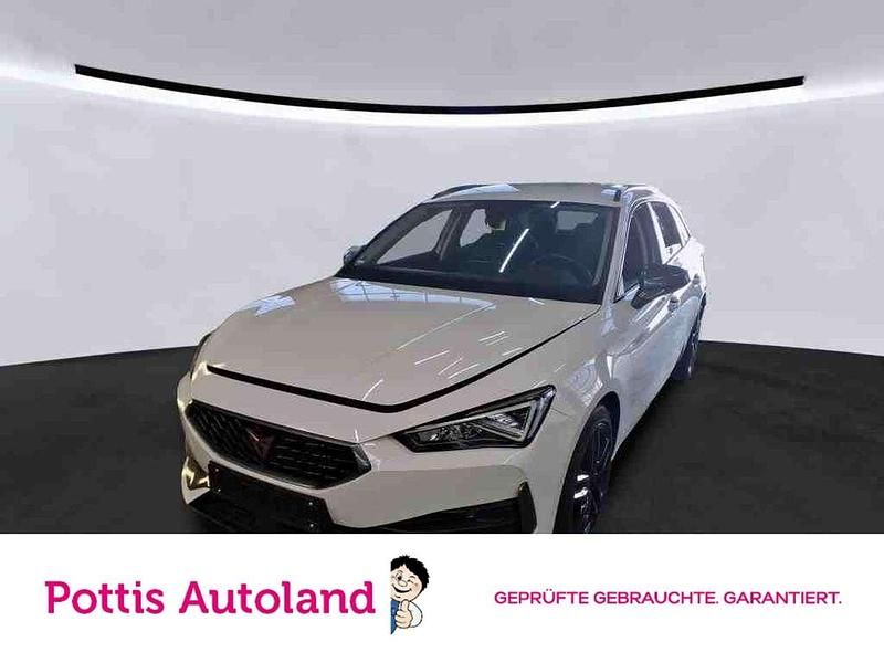 Weiss Gebraucht 2023 Cupra Leon Kombi | 24.377 € (Guter Preis) - Bild 1/3