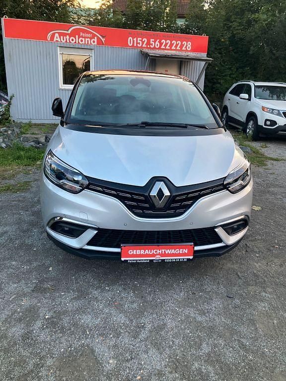 Grau Gebraucht 2021 Renault Scénic IV Black Edition Van / Kleinbus | 14.800 € (Superpreis) - Bild 1/4