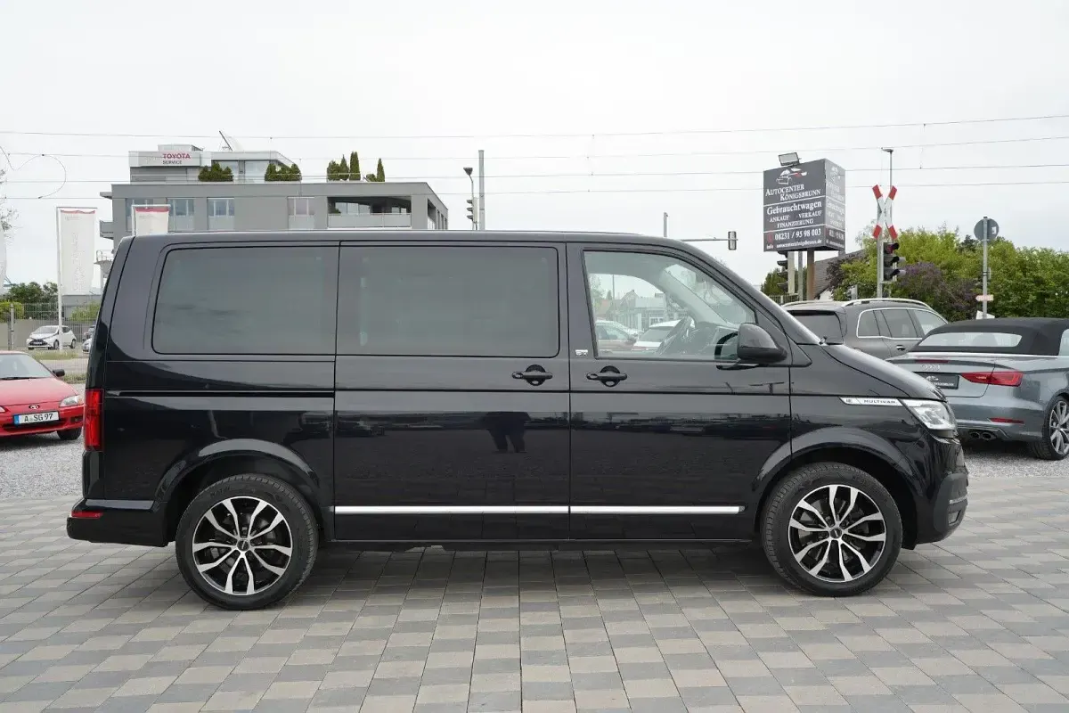 Gebraucht VW Multivan Generation Six 204 PS (150 kW) 2021 Schwarz Van / Kleinbus