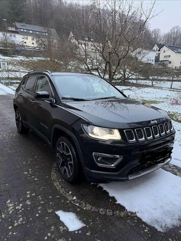 Gebraucht Jeep Compass Limited 140 PS (102 kW) 2019 SUV
