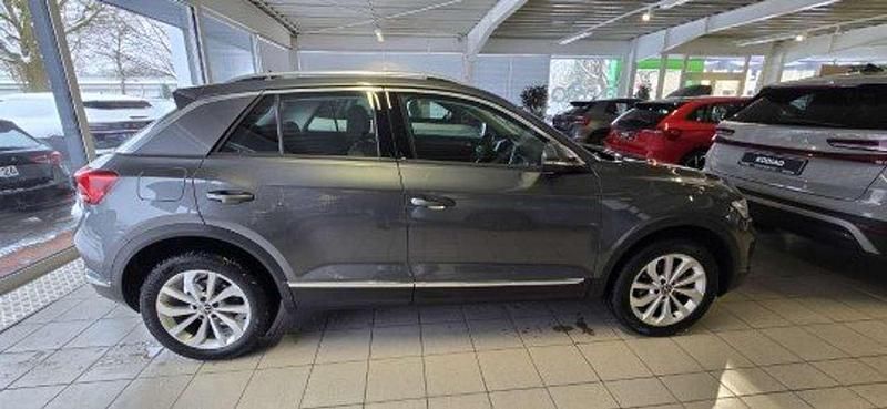 Gebraucht VW T-Roc Style 150 PS (110 kW) 2024 Indiumgrau metallic SUV