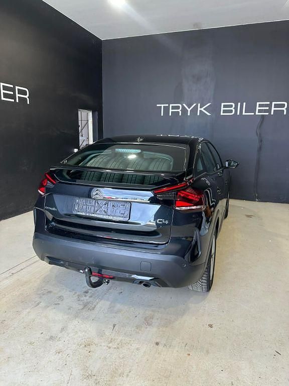 Gebraucht Citroën C4 Feel 110 PS (80 kW) 2021 Schwarz Limousine