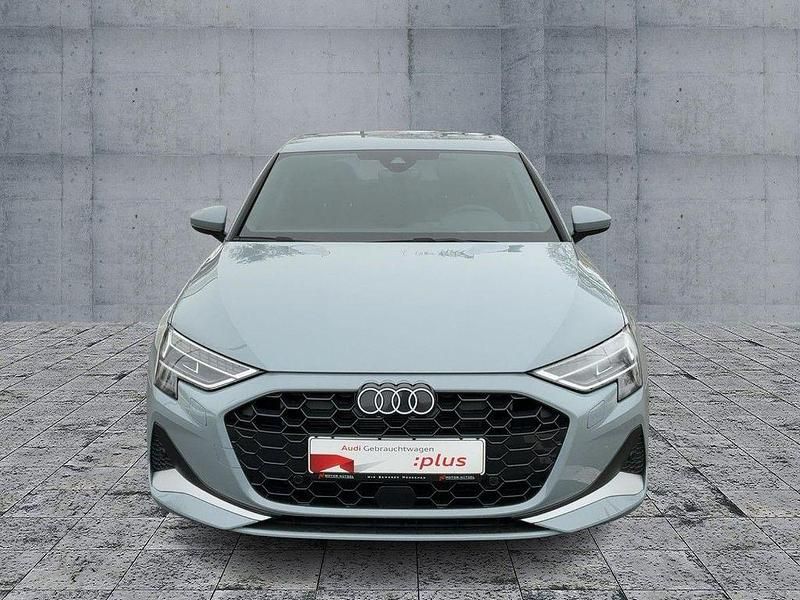 Gebraucht Audi A3 Advanced 116 PS (85 kW) 2025 Pfeilgrau perleffekt Limousine