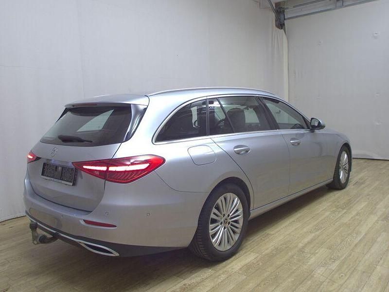 Gebraucht Mercedes C200 Avantgarde 184 PS (135 kW) 2022 Grau Kombi