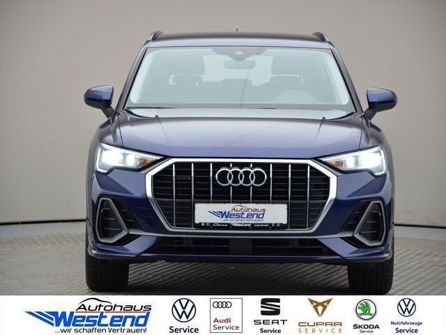 Navarrablau (metallic) Gebraucht 2021 Audi Q3 S-Line SUV | 33.960 € (Guter Preis) - Bild 1/4