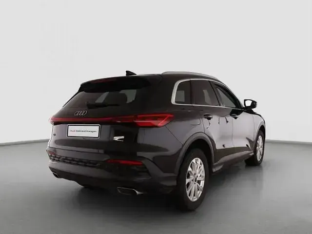 Gebraucht Audi Q5 Sport 204 PS (150 kW) 2025 Schwarz SUV