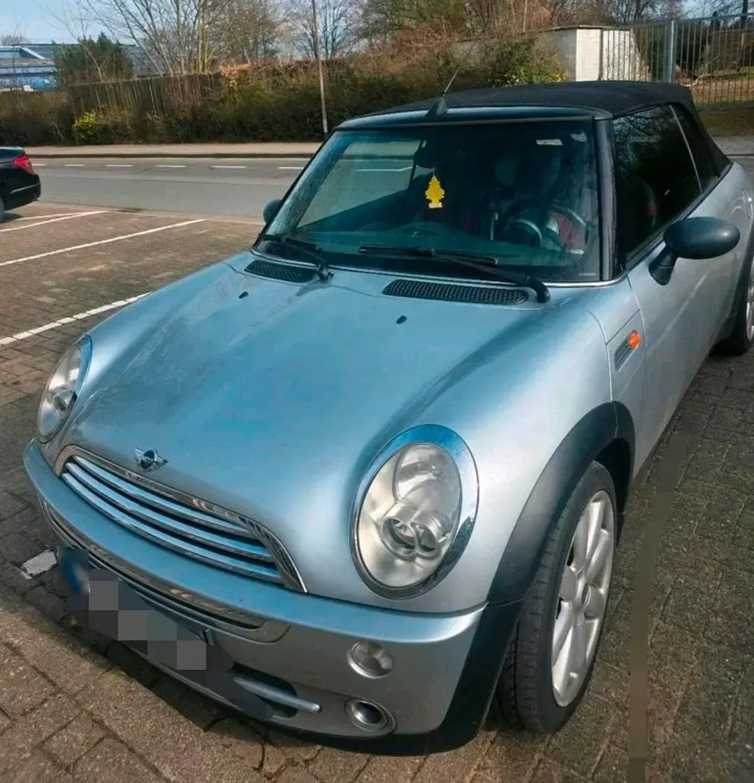 Second-hand Mini Cooper Cabriolet 105 CP (77 kW) 2004 Argintiu Cabrio