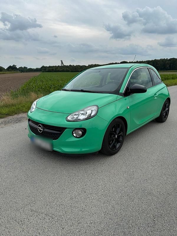 Grün Gebraucht 2015 Opel Adam Kleinwagen | 6.890 € (Guter Preis) - Bild 1/4