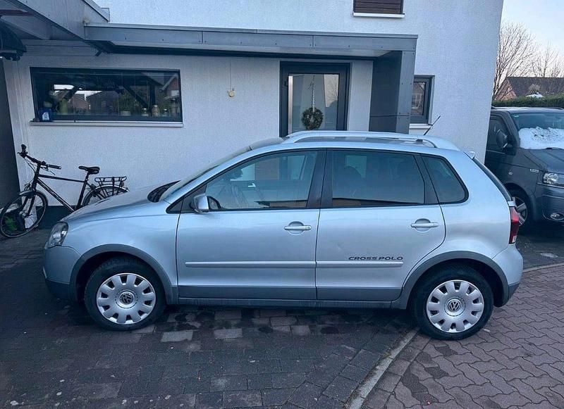 Gebraucht VW Polo Cross 69 PS (50 kW) 2006 Silber Kleinwagen