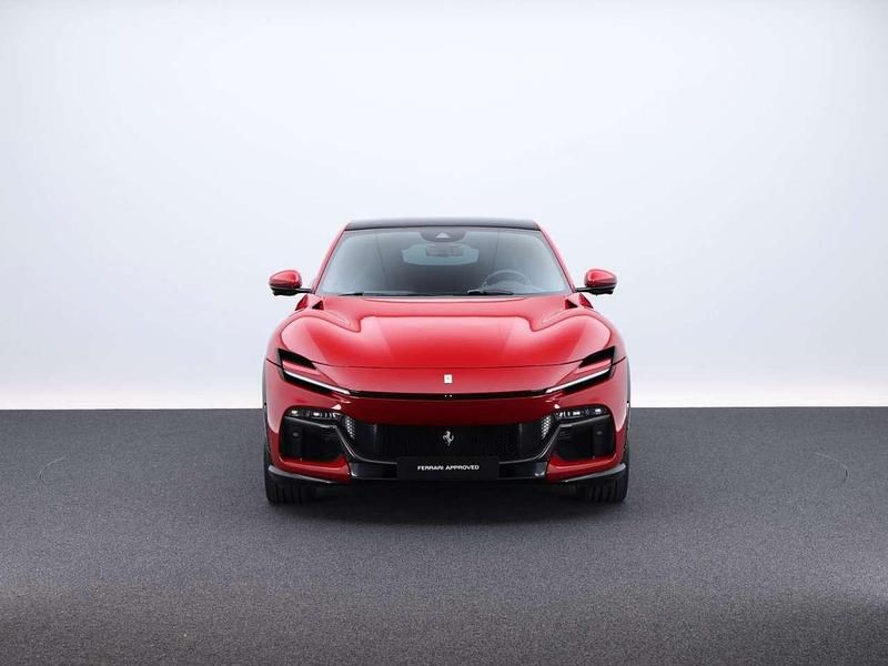 Second-hand Ferrari Purosangue 725 CP (533 kW) 2026 Roșu SUV