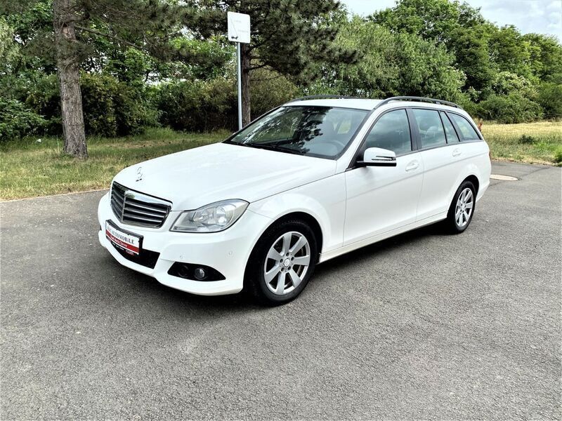 Weiß Gebraucht 2012 Mercedes C180 Kombi | 4.990 € (Fairer Preis) - Bild 1/4