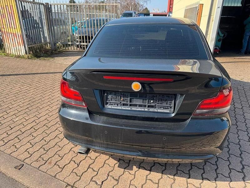 Second-hand BMW 120 177 CP (130 kW) 2009 Negru Hatchback