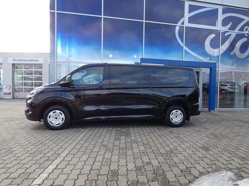 Nowe Ford Transit Custom Trend 136 KM (100 kW) 2026 Czarny Sedan/Limuzyna