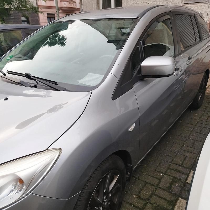 Silber Gebraucht 2012 Mazda 5 Van / Kleinbus | 4.999 € (Fairer Preis) - Bild 1/4